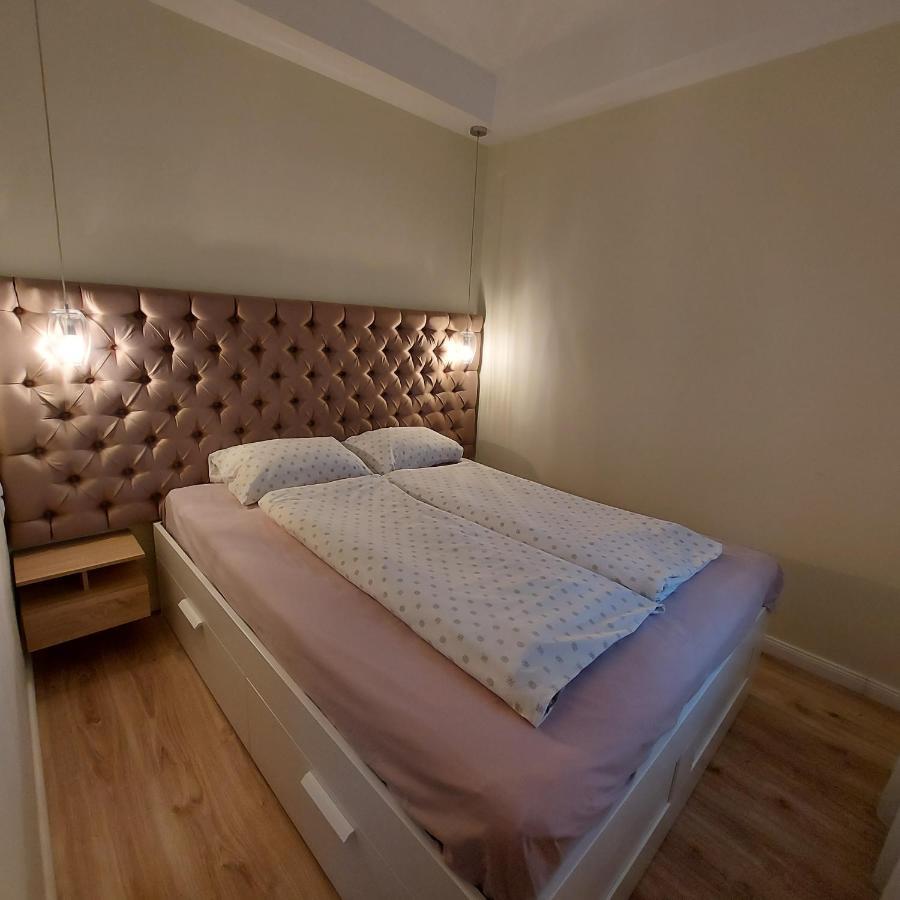 Ancsi Apartmant Kecskemét Exterior photo