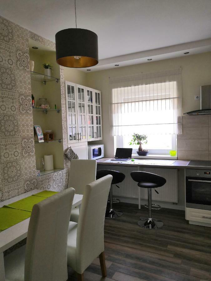Ancsi Apartmant Kecskemét Exterior photo